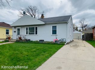 5706 39th Ave, Kenosha, WI 53144