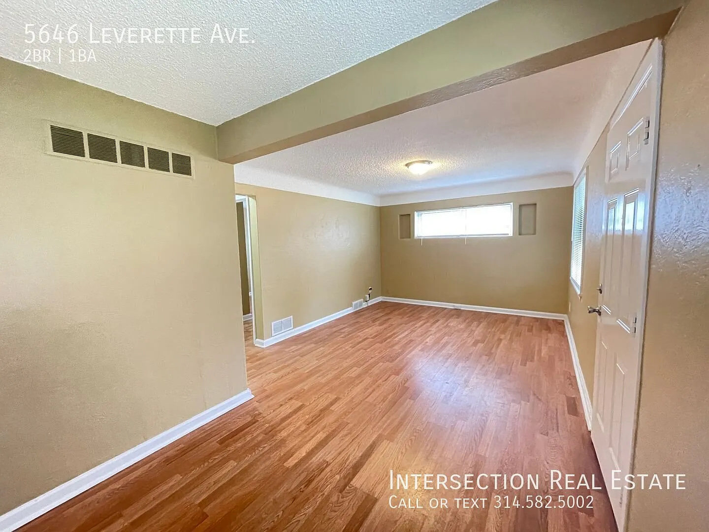 Spacious 2Bed/1Bath in Country Club Hills — Photo 4