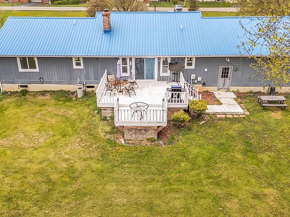5th image of 1081 S Gale Rd