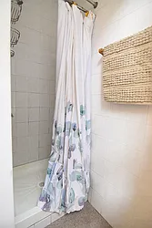 Rented by Ledvech Group