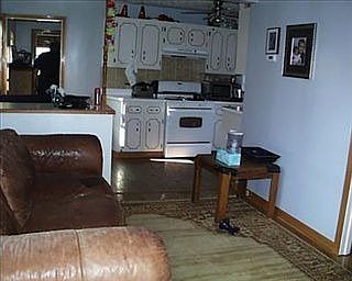 2nd image of 4307 Wood Ave
