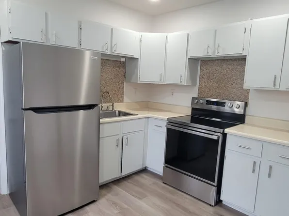 320-322 W Shawnee Ave #320, Plymouth, PA 18651