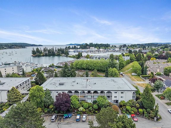 2nd image of 2040 White Birch Rd #205