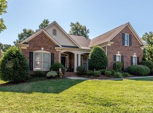 9030 Cambridge Green Dr, Charlotte, NC 28277
