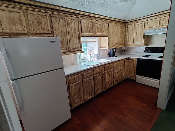 4th image of 116 Canal Rd