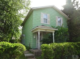 1203 Oak St, Burlington, IA 52601