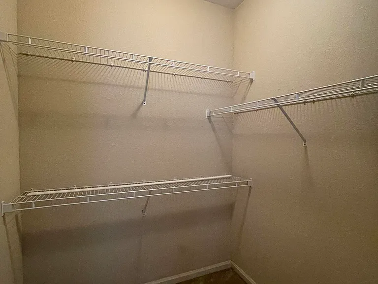 806 Baldwin Rowe Cir — Photo 25