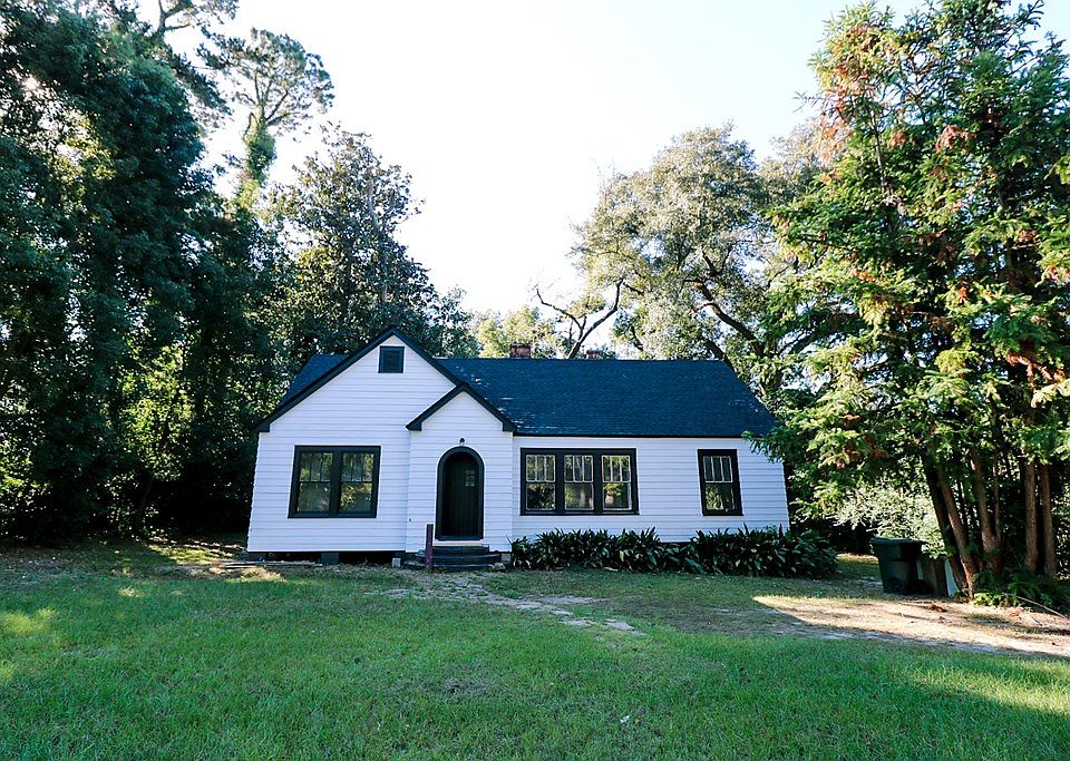 221 Barber St, Bainbridge, GA 39819 Zillow