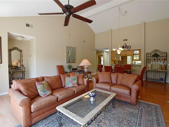 4th image of 27 Lake Forest Dr APT 3321