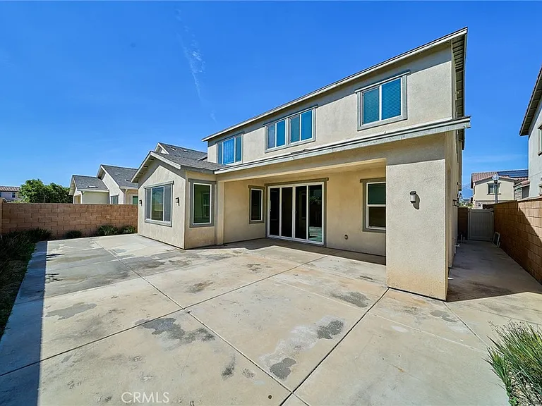 2622 E Embry Ln — Photo 57