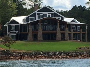 2407 Ridgeway Dr, Hiawassee, GA 30546