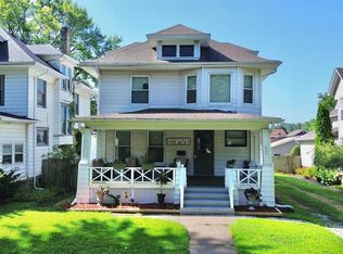 631 5th Ave S, Clinton, IA 52732