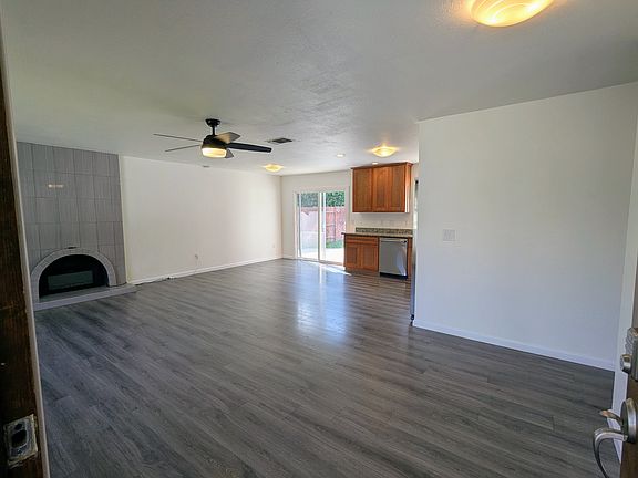 4th image of 4413 Tallyho Dr