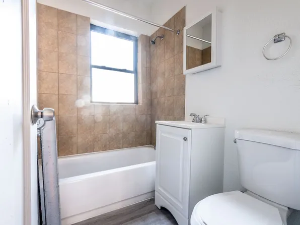 8456 S Wabash Ave 20-28 E 85th Chicago, IL 60619