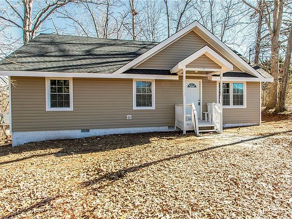 2nd image of 157 Plantation Dr
