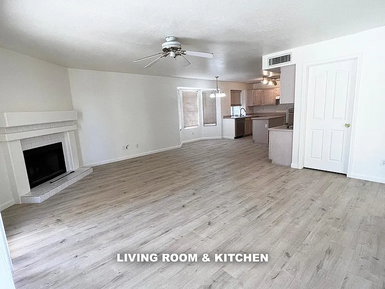 4851 W Oakland St — Photo 7
