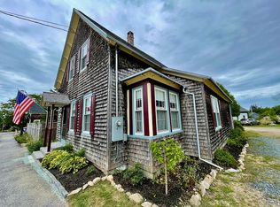 327 Main St, Winter Harbor, ME 04693