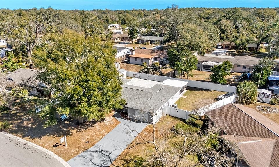 1st image of 115 Morrow Cir