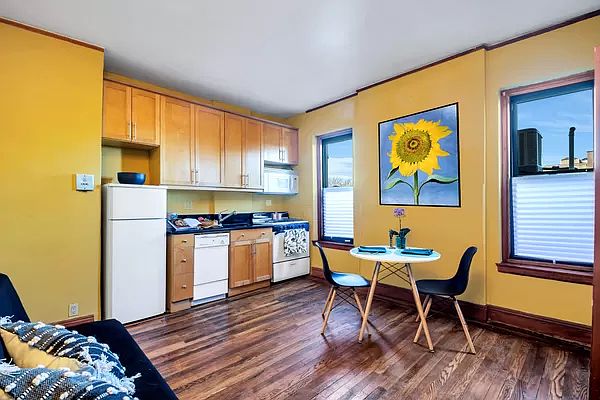 1st image of 94 Hamilton Pl APT 5E