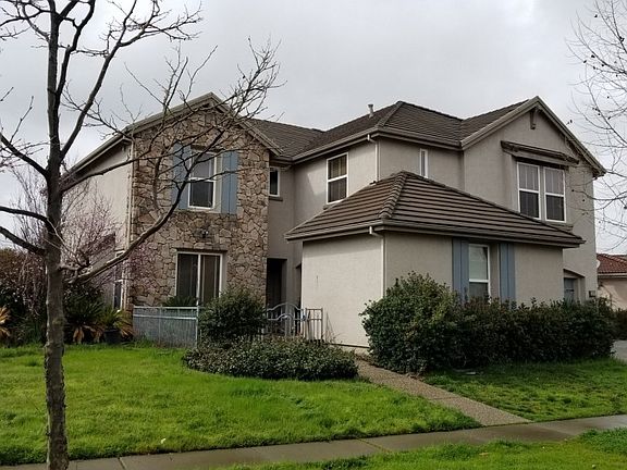 2nd image of 1382 Sundance Dr