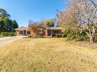 5028 Chestnut Forest Ln, Dunwoody, GA 30360