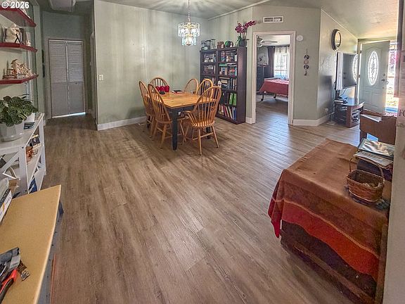 5th image of 545 E 4th Ave
