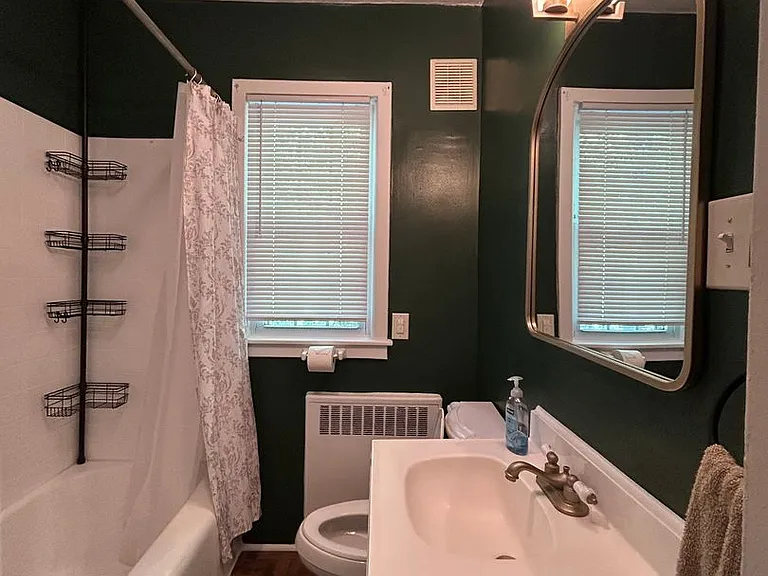 112 W Highland Ave — Photo 8