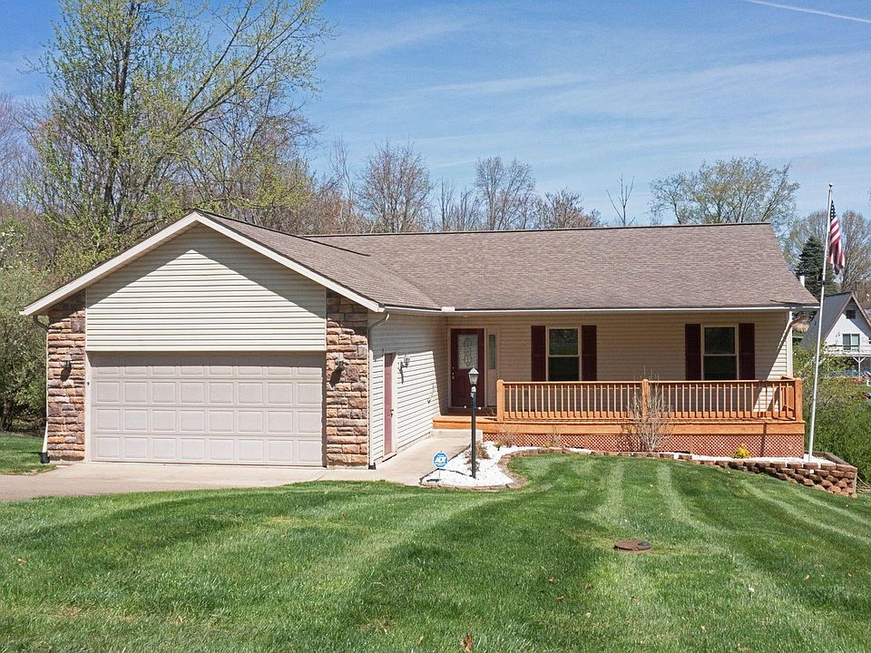 1st image of 257 Green Valley Dr