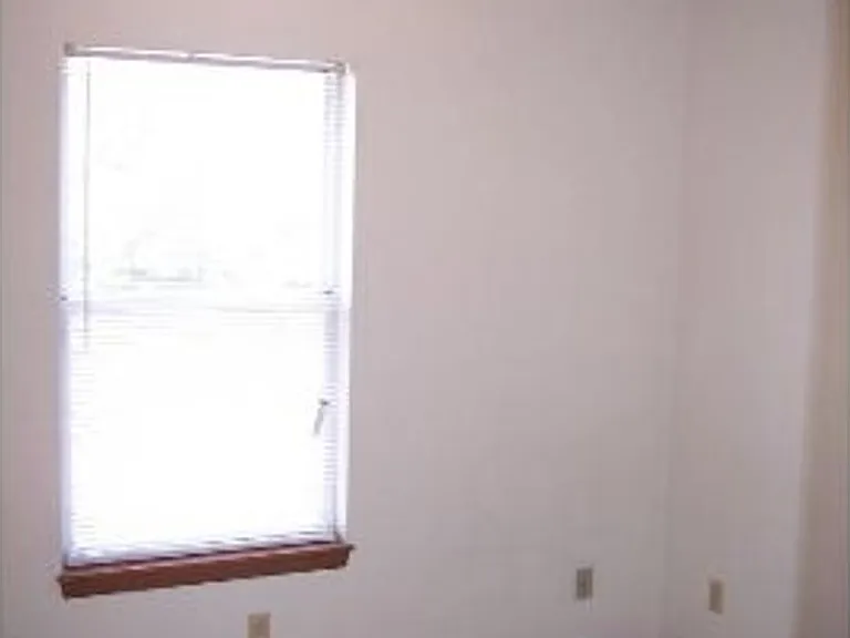 720 Cedar Dr — Photo 6