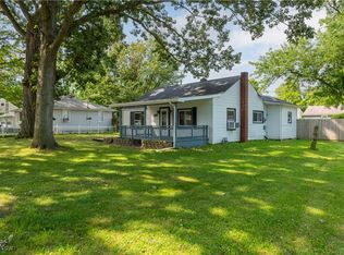 796 Howard Dr, Vermilion, OH 44089