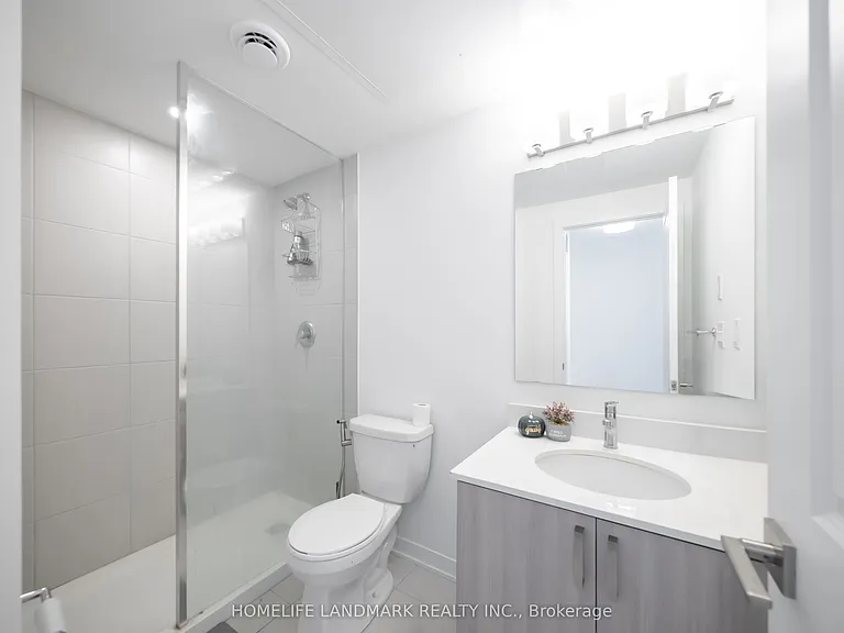 4015 Hickory Dr #2 — Photo 14