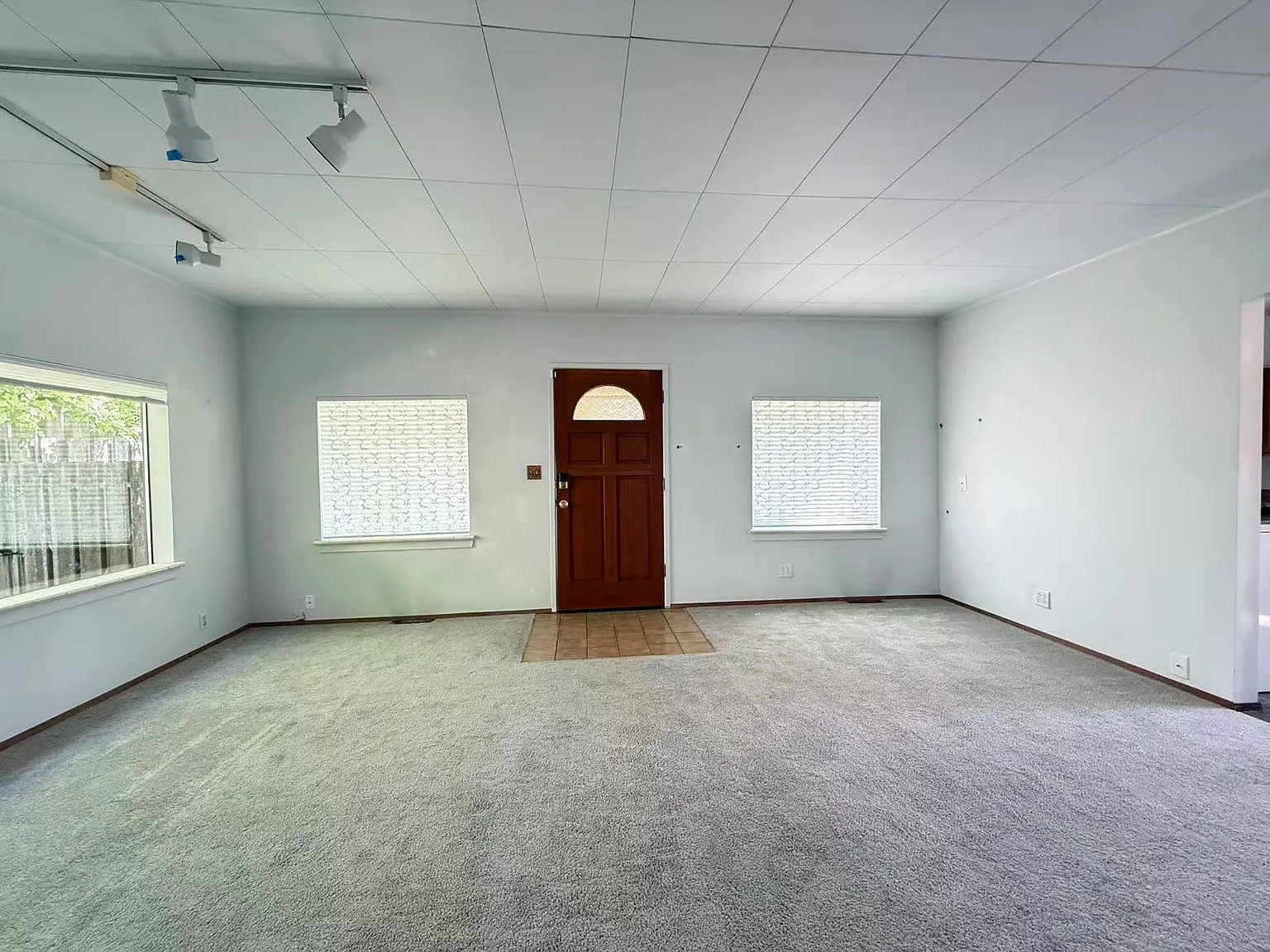 3 bed, 1.5 bath, 1220 sqft, $3,600 — Photo 4