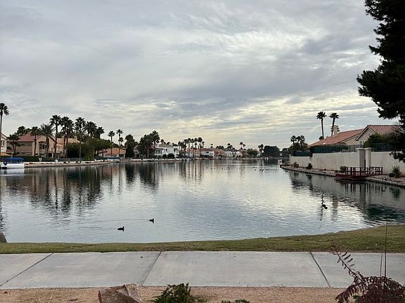 2nd image of 2408 Moon Shore Dr
