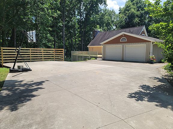 2 car garage