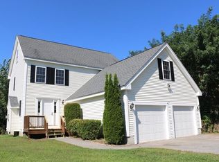 7 Court St, Lawrence, MA 01843