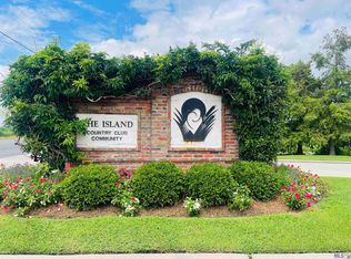 53 Park Ct, Plaquemine, LA 70764