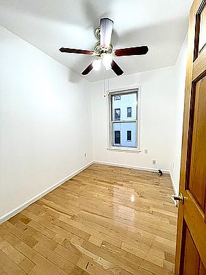 4th image of 25-69 Steinway St #2R