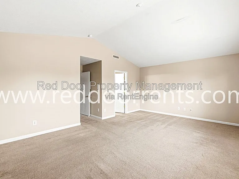 12419 Deerview Dr — Photo 23