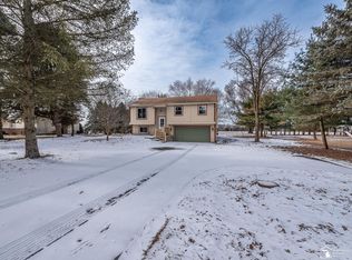 11253 Jackman Rd, Temperance, MI 48182