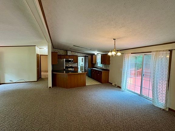 5th image of 2477 Snyder Domer Rd