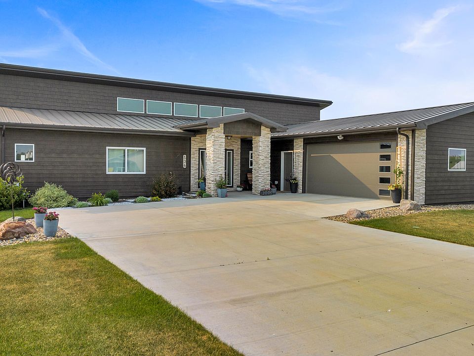 134 Sunset Park Dr, Estelline, SD 57234 | MLS #23-157 | Zillow