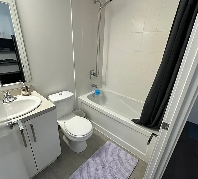 12 York St #3802A — Photo 5