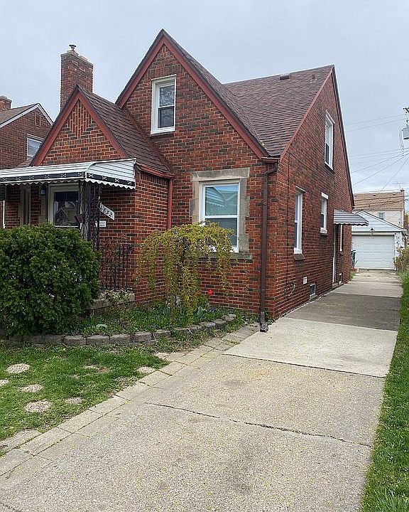 1st image of 6832 Reuter St