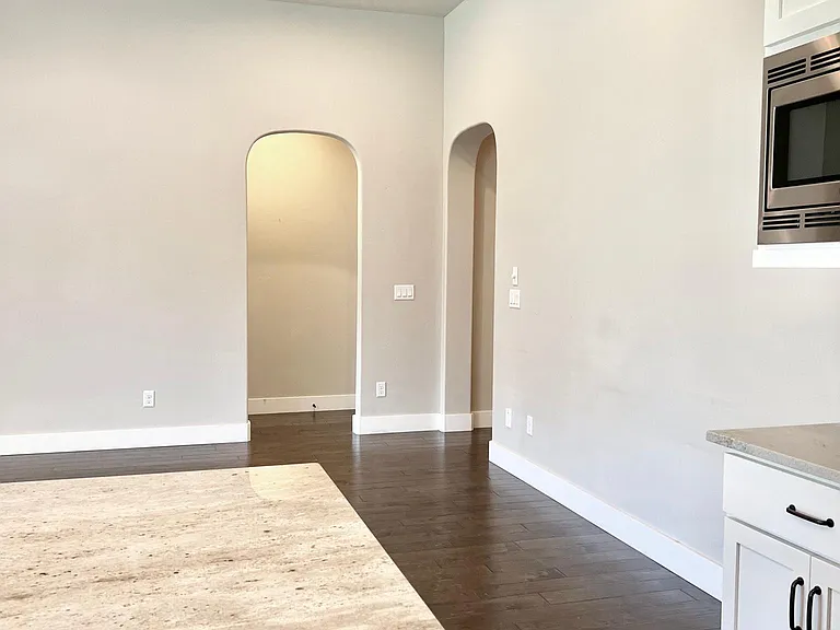 4217 W Bolton Dr — Photo 8