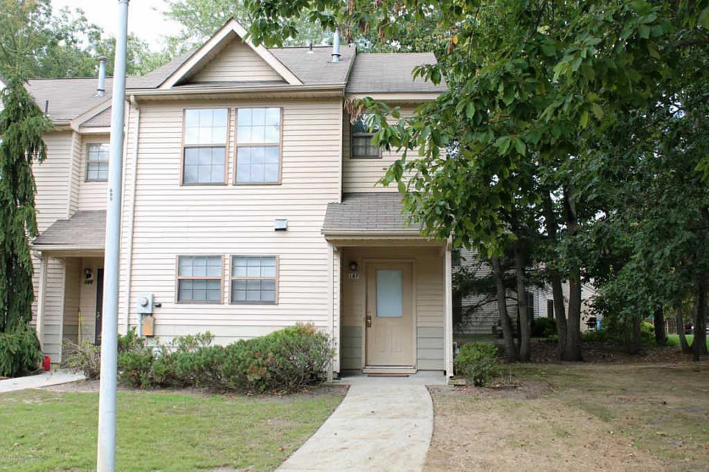 187 Azalea Cir photo 1