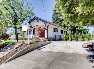 5215 NE Irving St, Portland, OR 97213