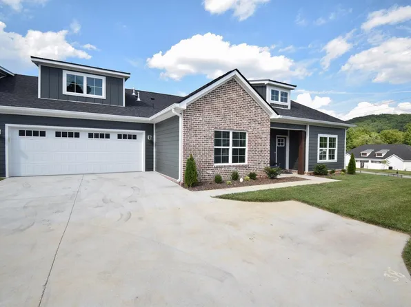 819 Wellstone Dr, Chattanooga, TN 37405