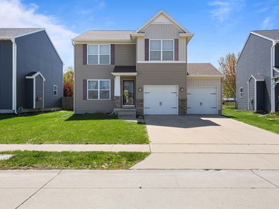 905 34th St SW, Bondurant, IA, 50035