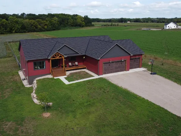 3637 Darrow Ave SE, Delano, MN 55328