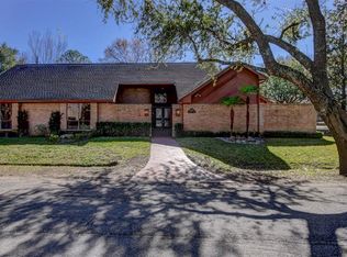 14137 Cardinal Ln, Houston, TX 77079